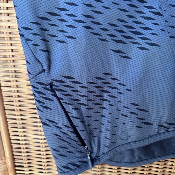 Under Armour Patterned Pullover - Picture 2 of 3